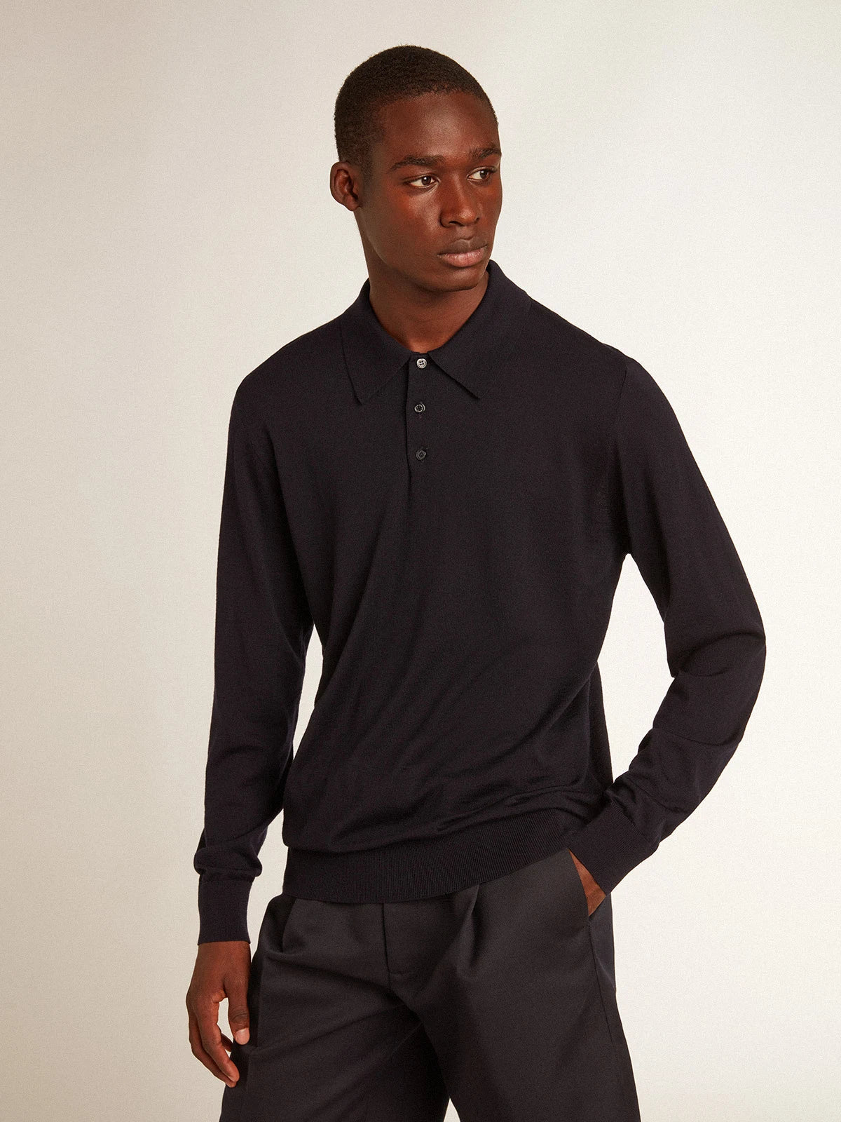 Polo maniche lunghe da uomo in lana merino di colore blu navy