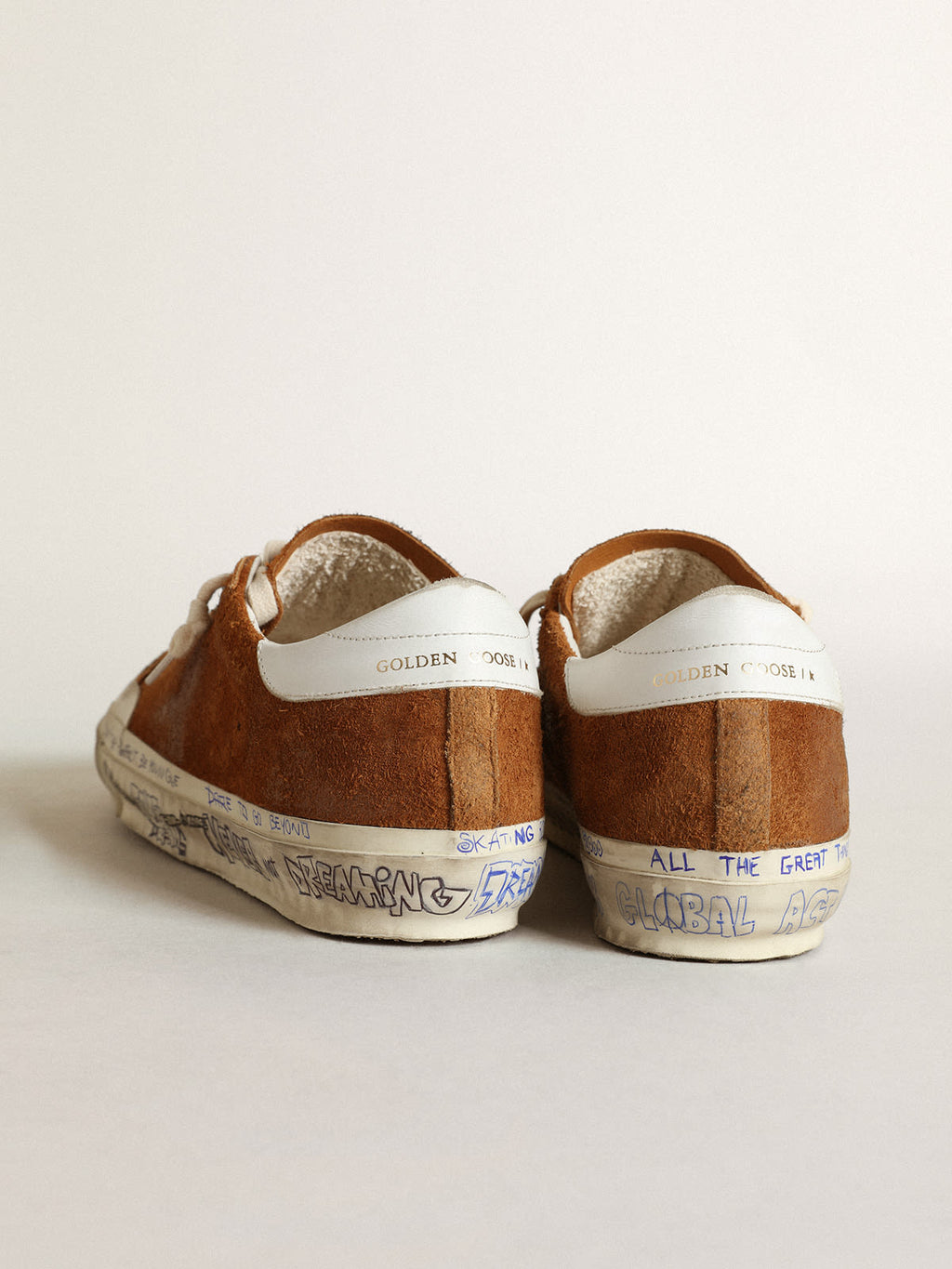 Super-Star Penstar Uomo LTD in suede con stella traforata