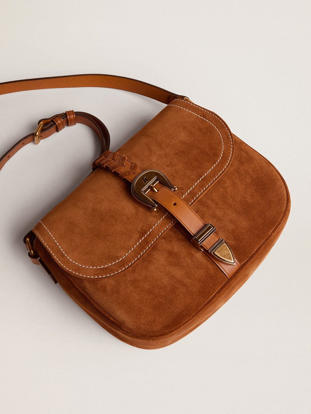 Borsa Rodeo Bag medium in suede color rum