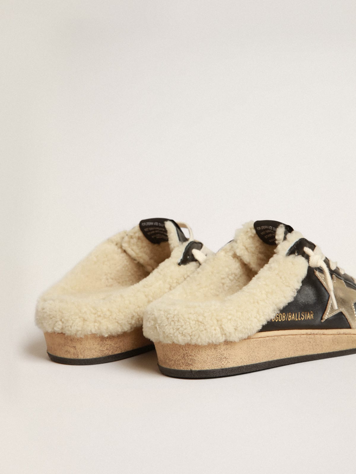 Ball Star Sabot in nappa con stella platino e fodera in shearling