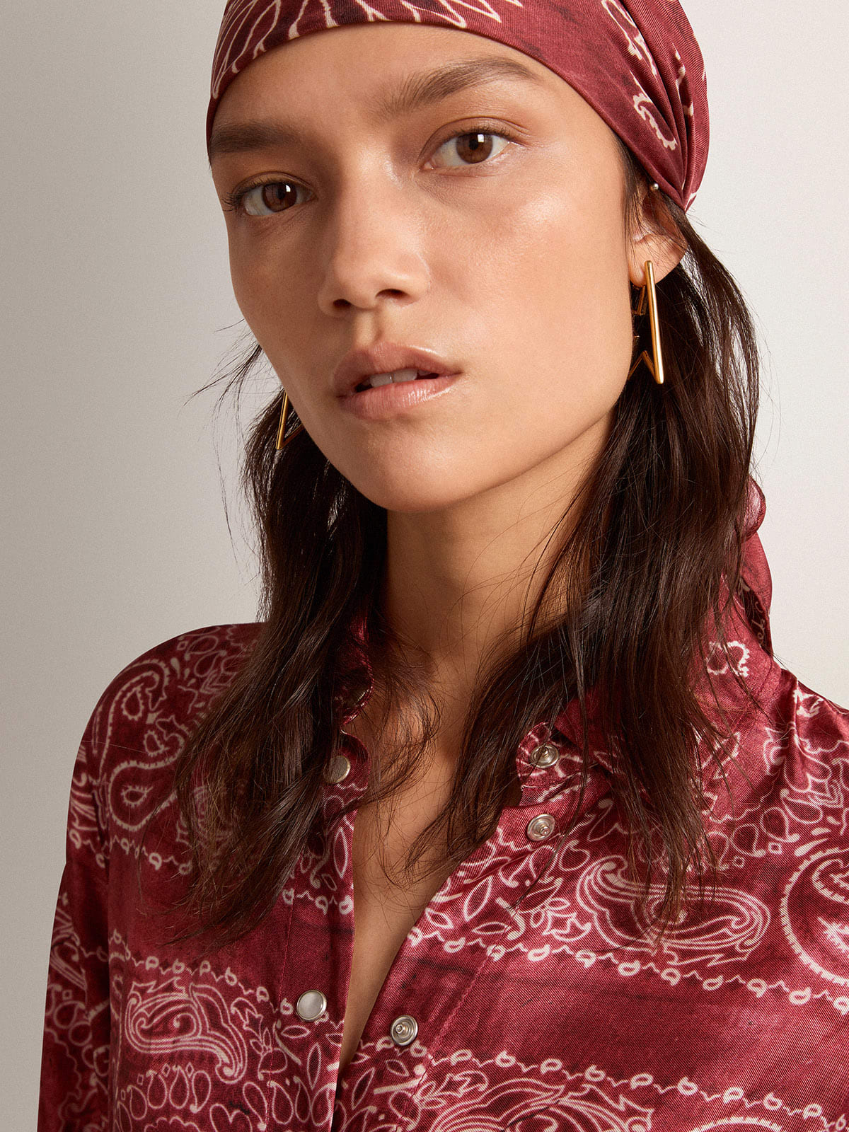 Vestito chemisier Collezione Golden di colore bourdeaux con stampa paisley