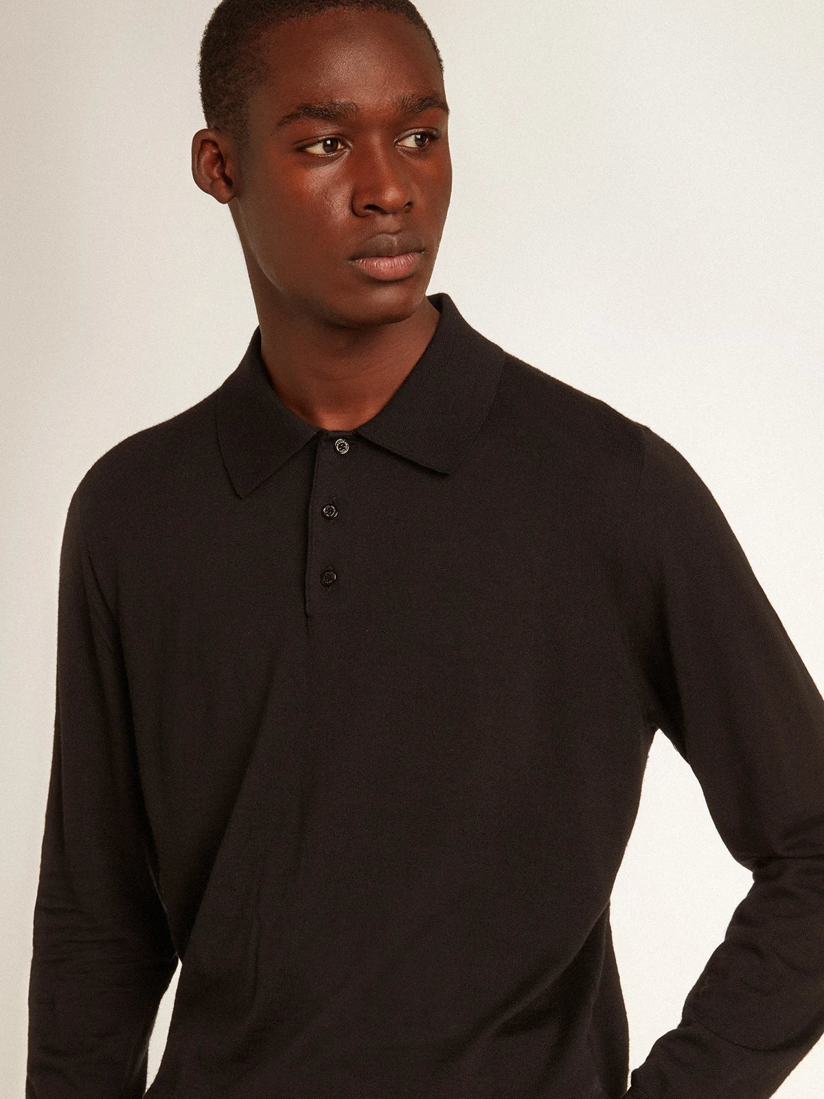 Polo maniche lunghe da uomo in lana merino di colore nero