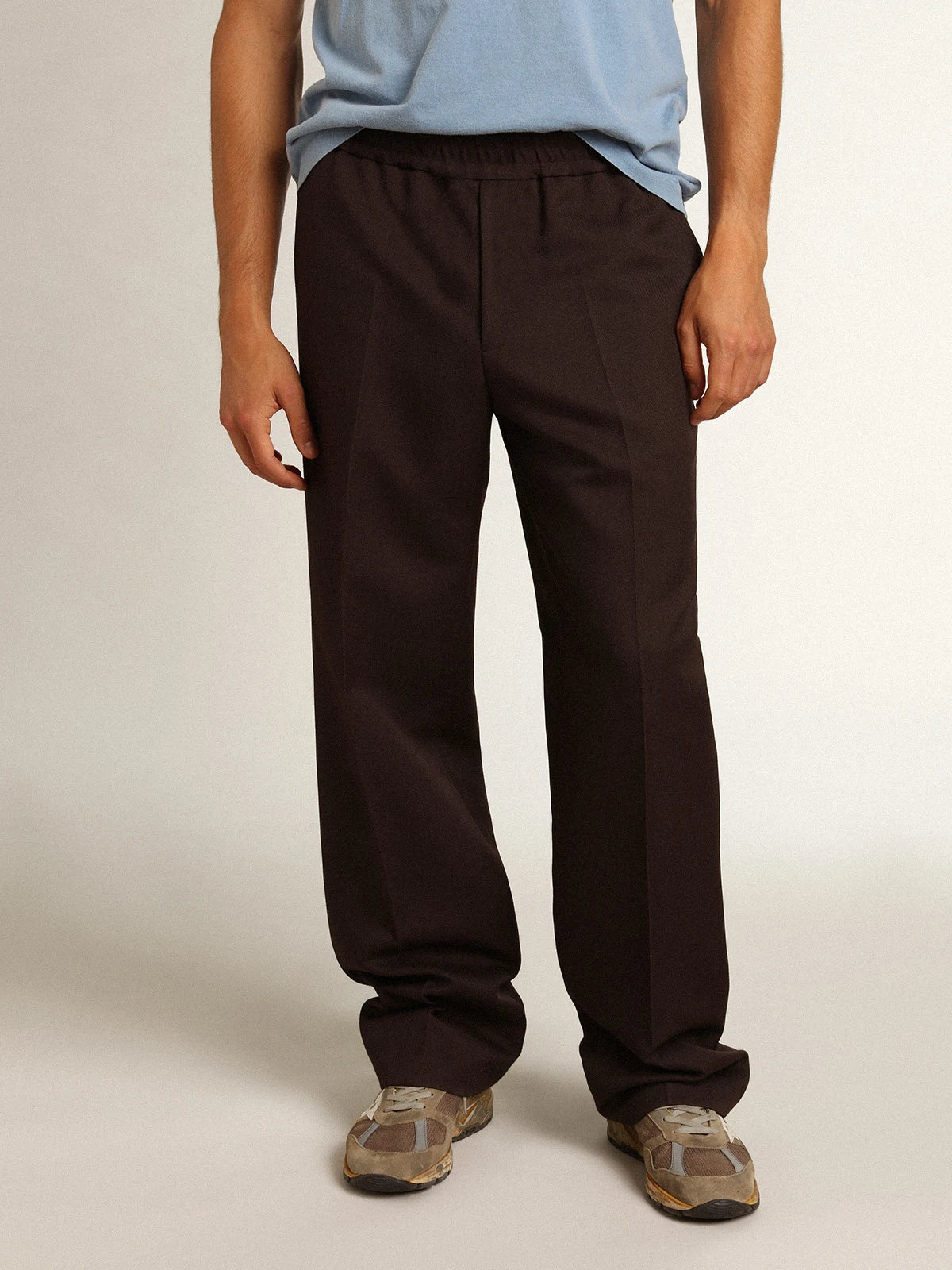 Pantalone jogging Collezione Journey color liquirizia dalla gamba ampia