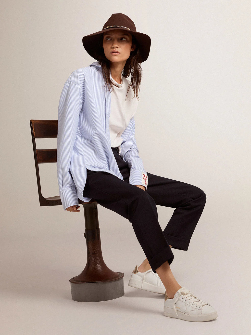 Pantalone a sigaretta Collezione Golden in lana blu scuro