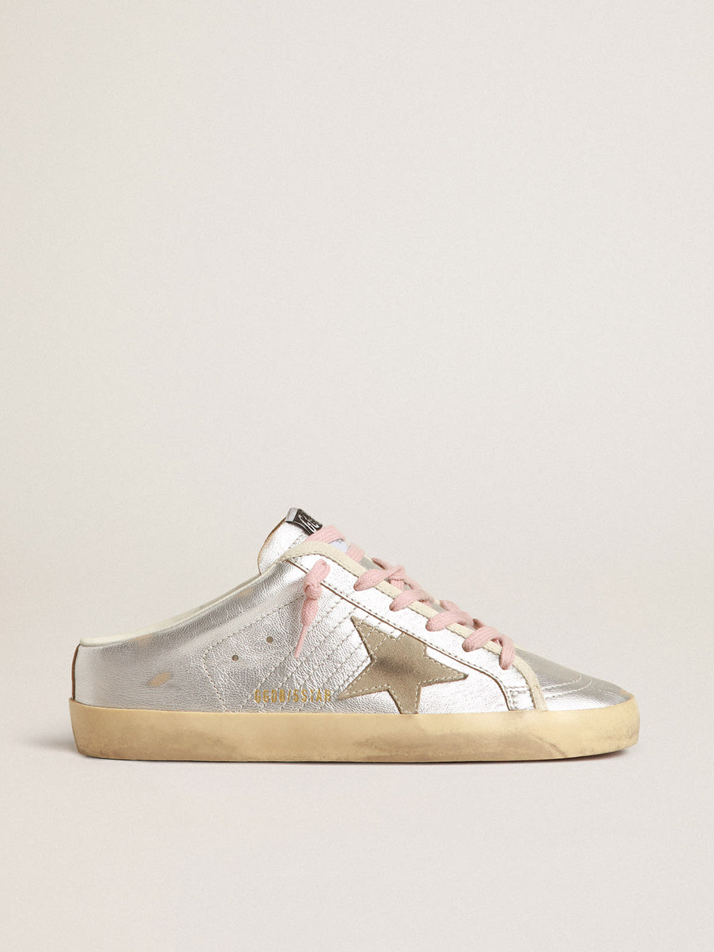 Super-Star Sabot in pelle laminata argento con stella in suede